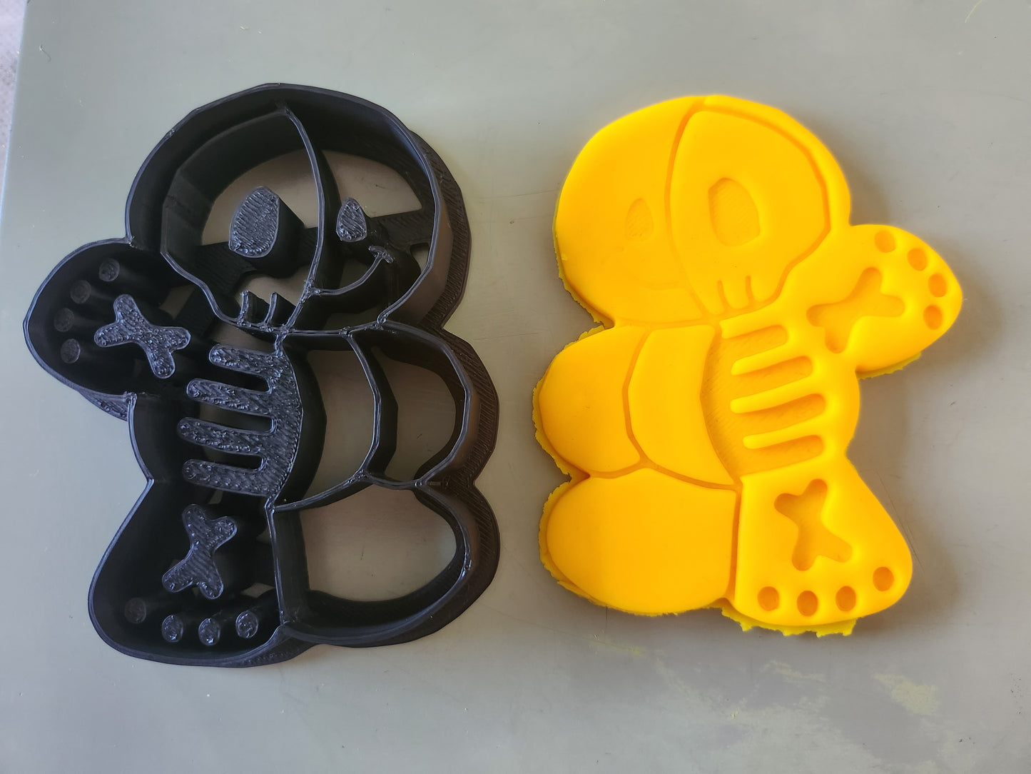 Skeleton Gingerbread Man Play Dough Fondant Icing Cookie Cutter