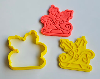 Set of 4 christmas cookie cutter snowman gingerbread man sleigh snowflake