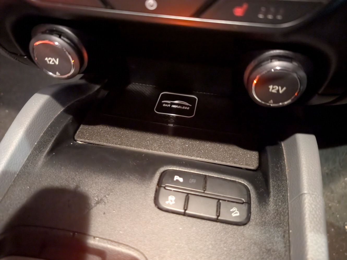 Centre Console Phone Wireless Fast Charging Pad for Ford Ranger 2016-2021