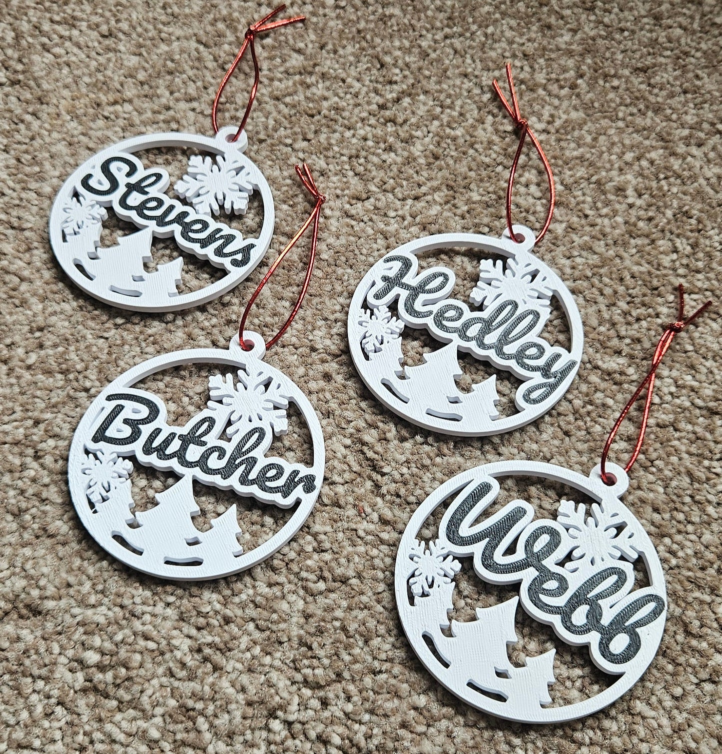 Customised Family Name Surname Christmas Tree Decoration Bauble